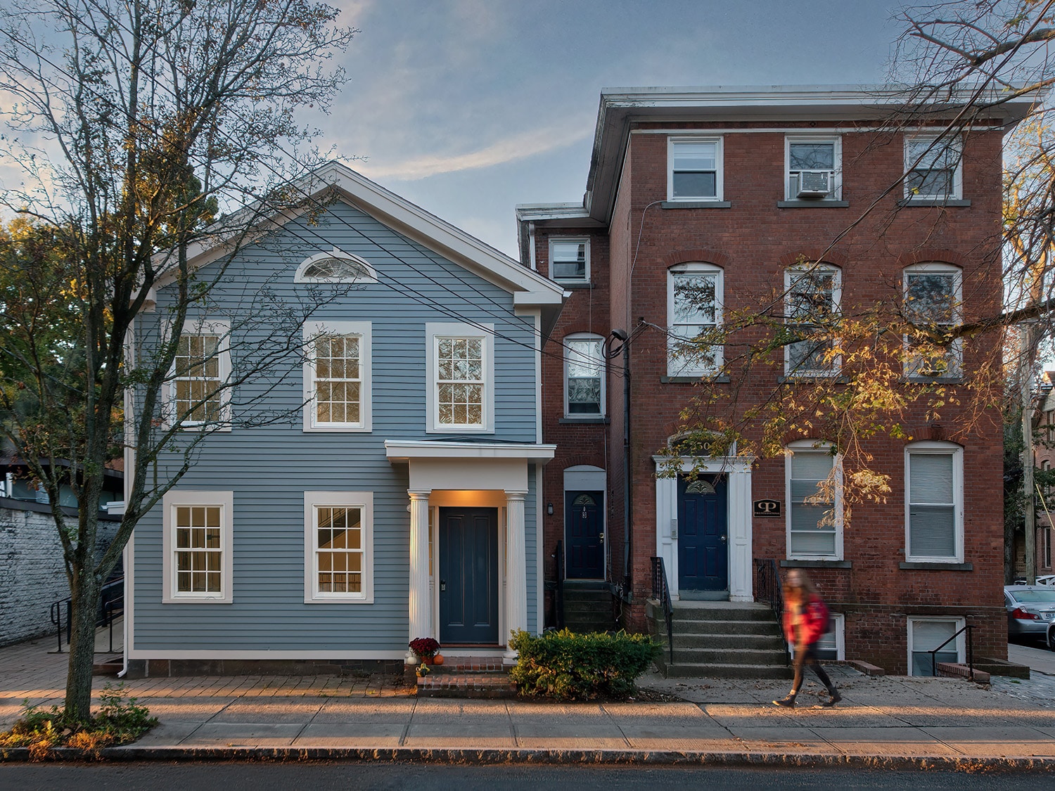 PatriquinArchitects_ElmDebateHall_01