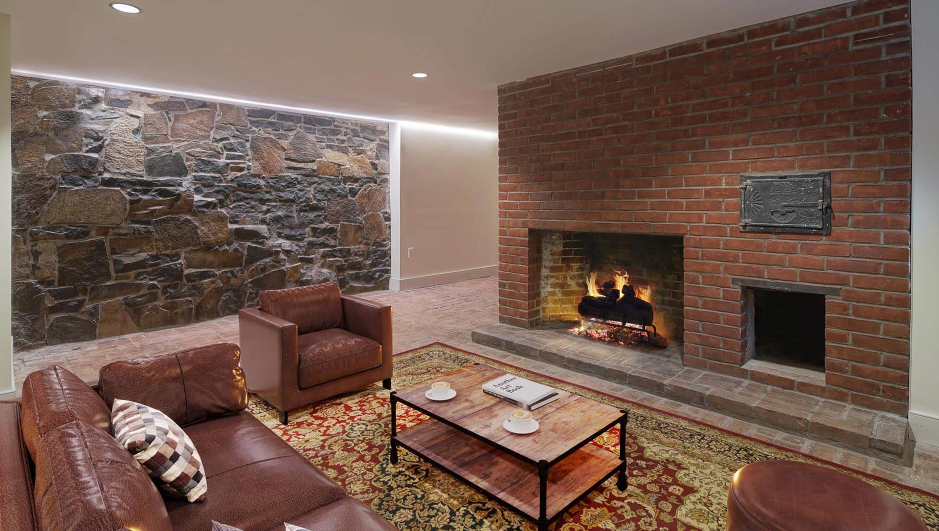 PatriquinArchitects_ElmDebateHall_06