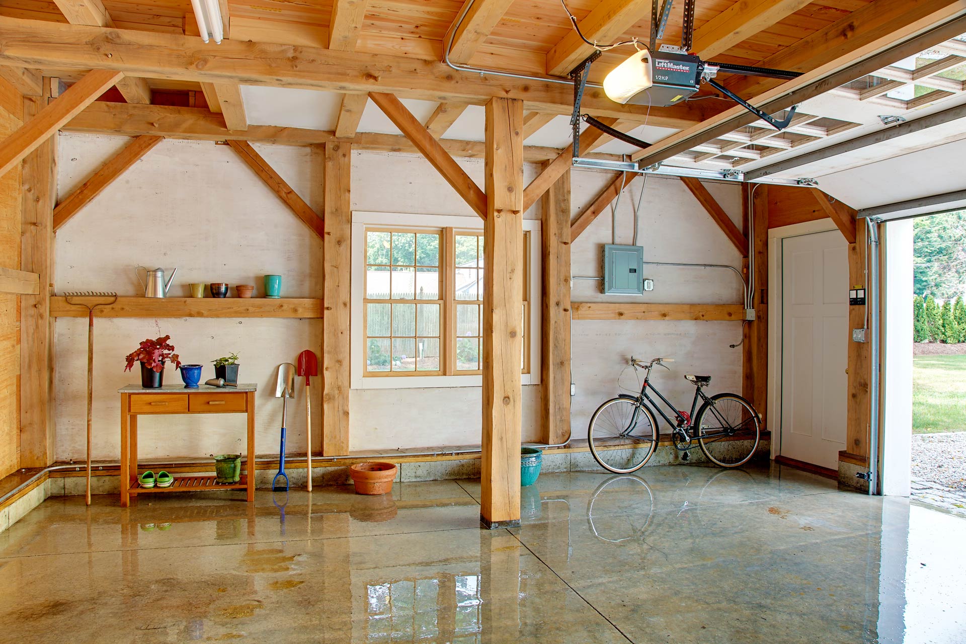 PatriquinArchitects_PostBeam_03