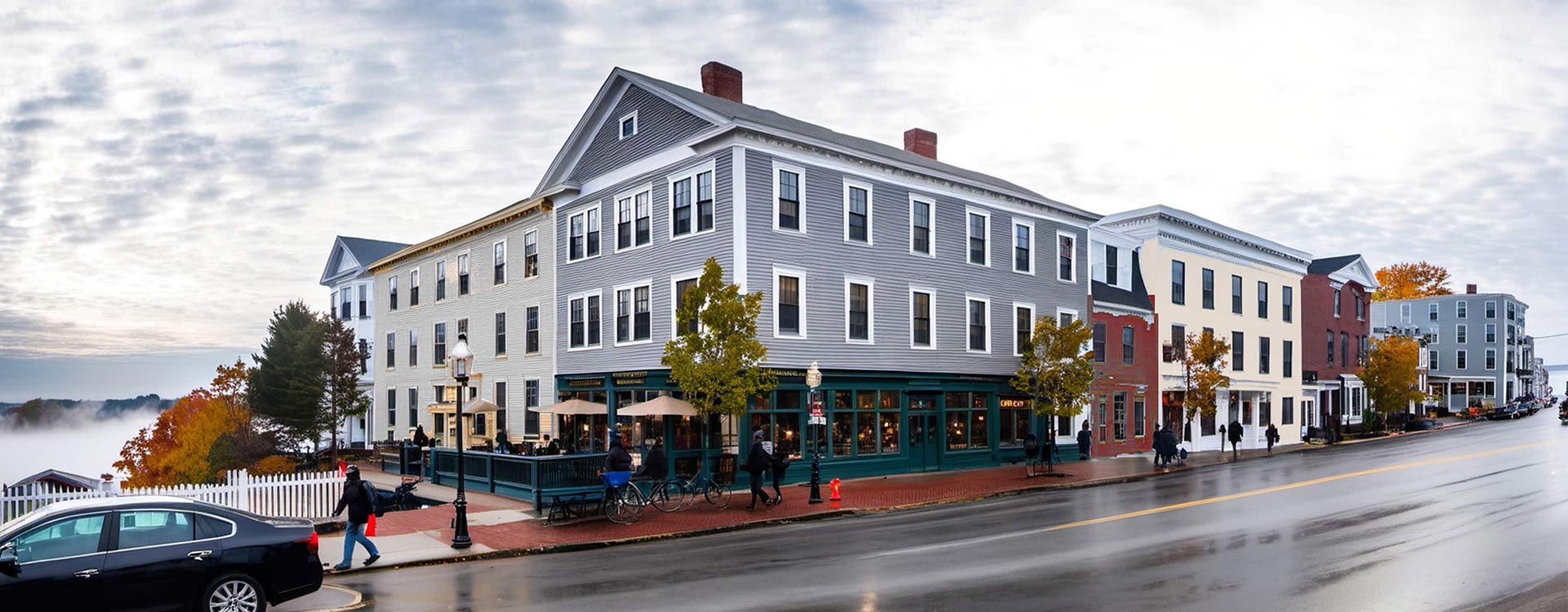 PatriquinArchitects_RiverfrontHousing_01