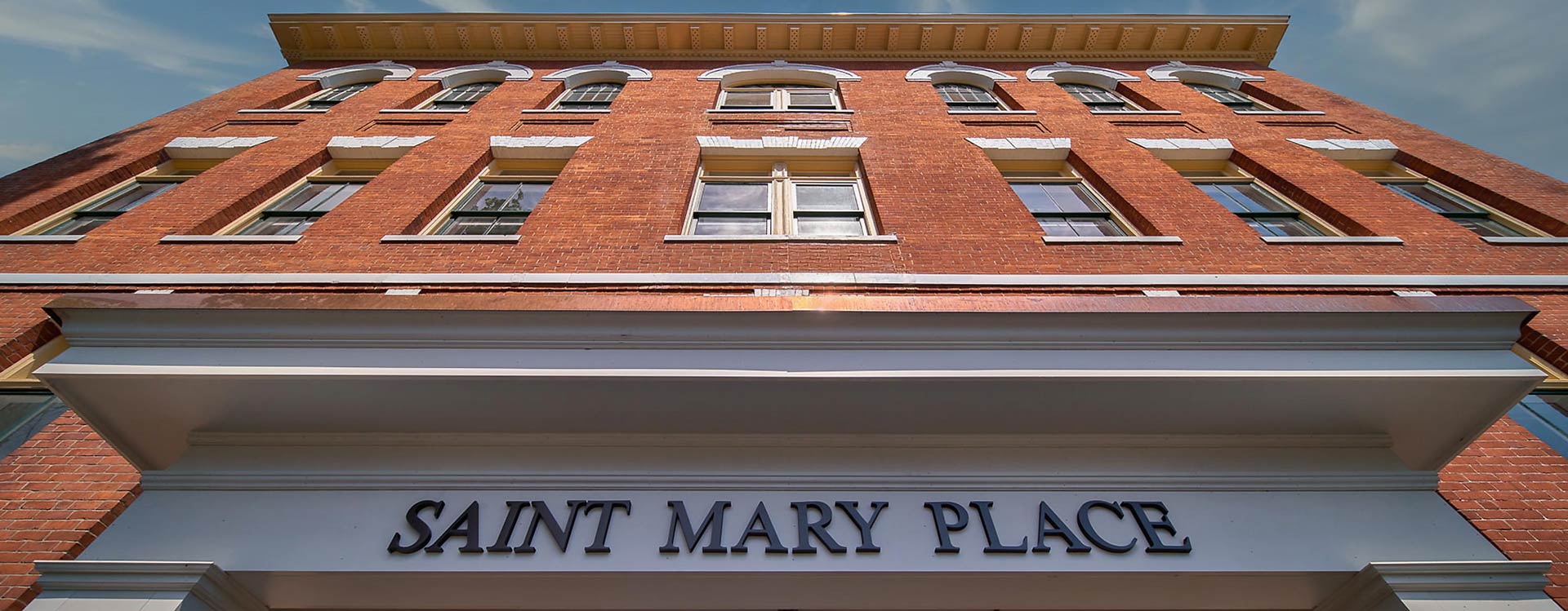 PatriquinArchitects_StMaryPlace_01